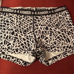 Under armour spandex shorts